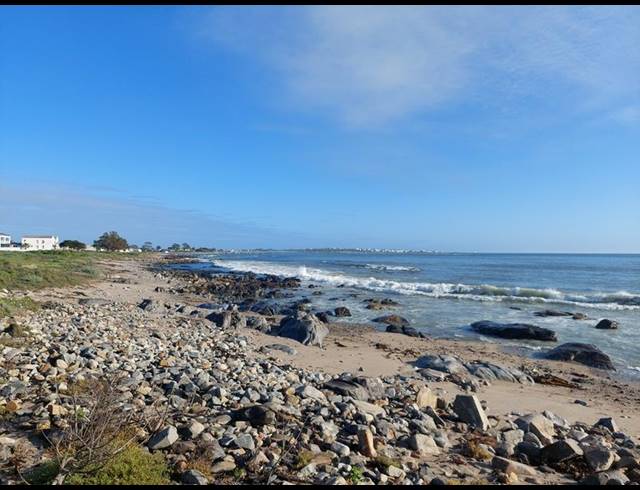 LAND FOR SALE IN SANDY POINT